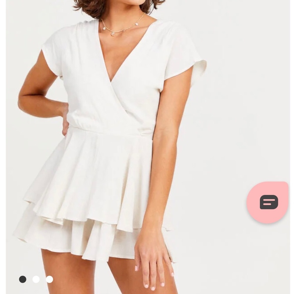 Altar’d State White Romper. Size XS.